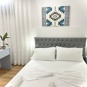 https://square.hotels-in-tirana.com