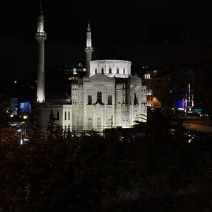 Aram Edessa فندق اسطنبول